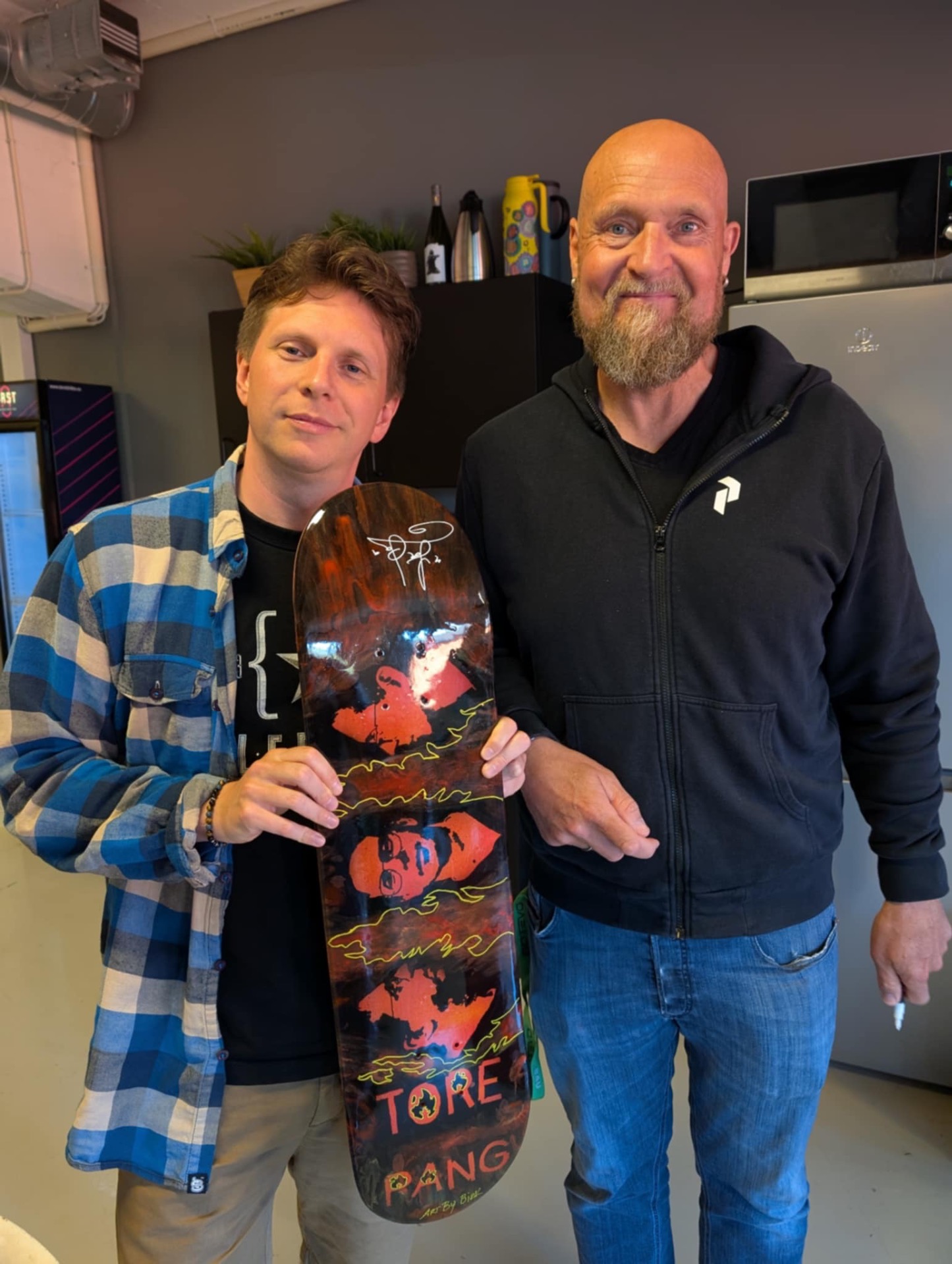 Epoxy‑portrett av Tore Pang i sterke Epoxy farger – Dette er 1/1 original kunst av Art by Birk